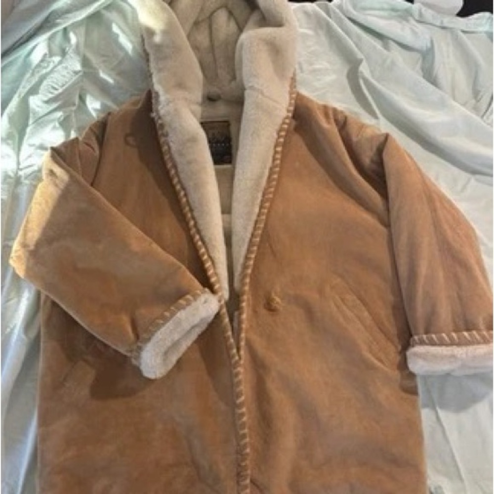 Vintage Express Avenue d’la Opera suede coat w/ faux shearling lining hooded